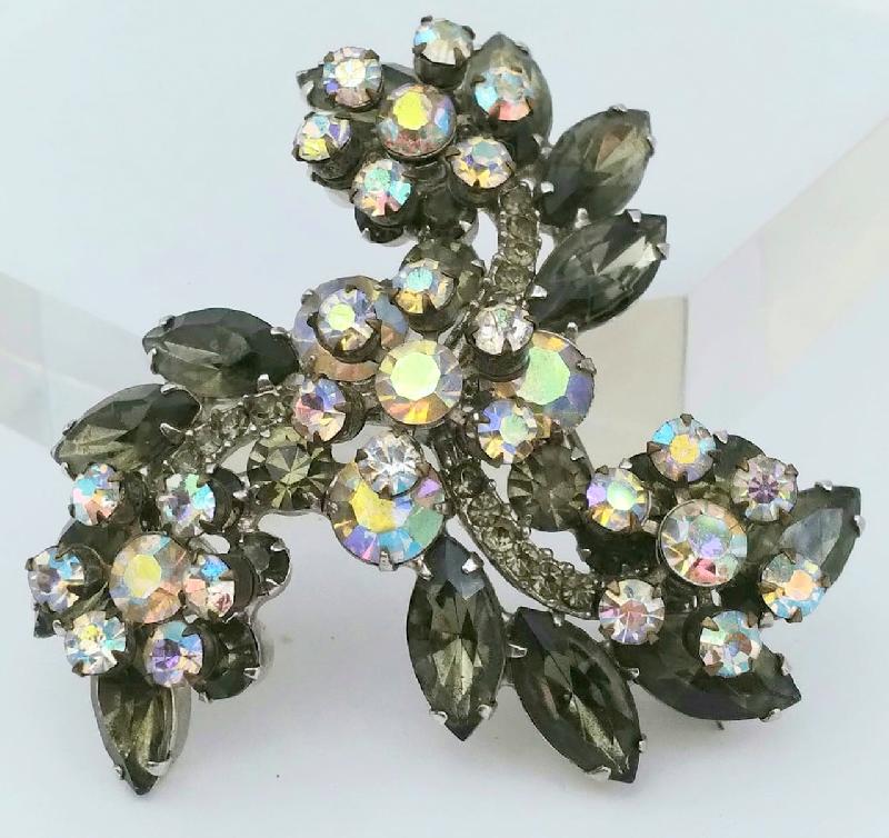 Front view of Gray (black Diamond) Navettes Brooch