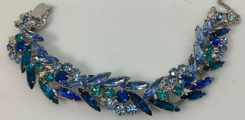 Front view of Blue Navettes Bracelet 5 Link