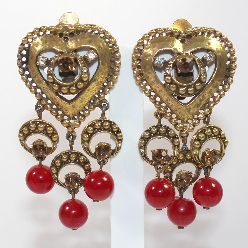 Front view of Red Chatons Only Earrings Clip