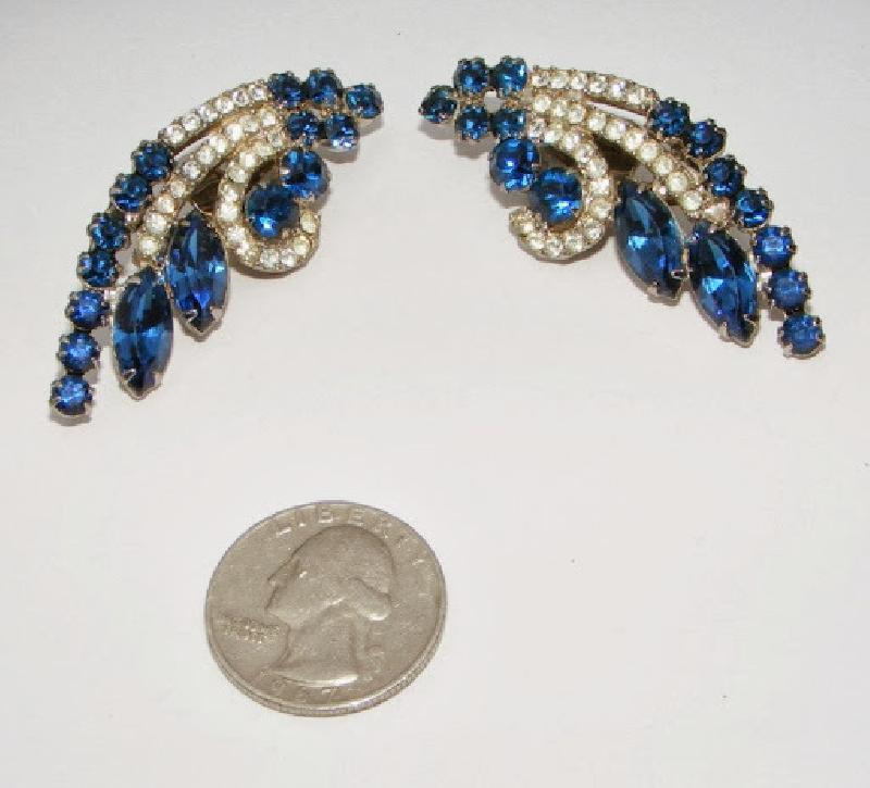 Front view of Blue Navettes Earrings Clip