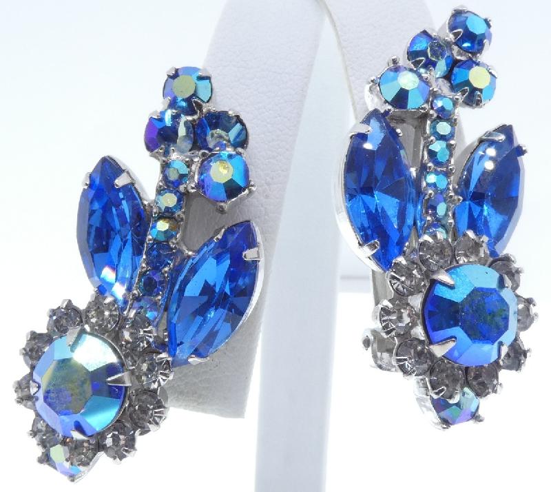 Front view of Blue Navettes Earrings Clip
