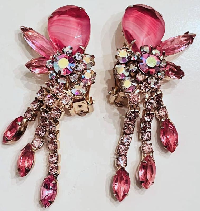 Front view of Pink Pear Striped Earrings Clip
