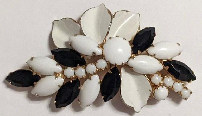 Front view of Multiple Colors Cabochons Brooch