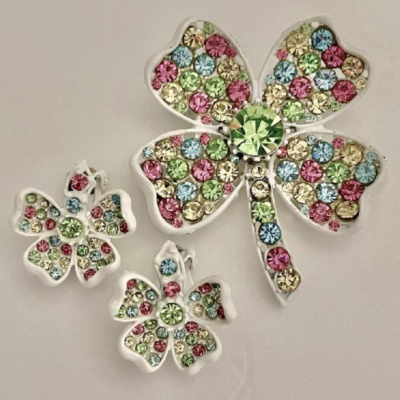 Front view of Pastel Chatons Only Earrings Clip