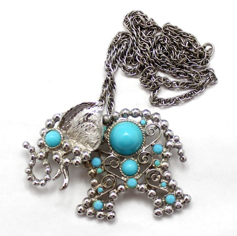 Front view of Turquoise Cabochons Pin Pendant
