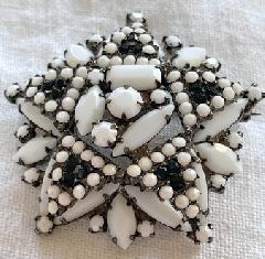 White (chalk Or Milk) Baguettes Pin Pendant