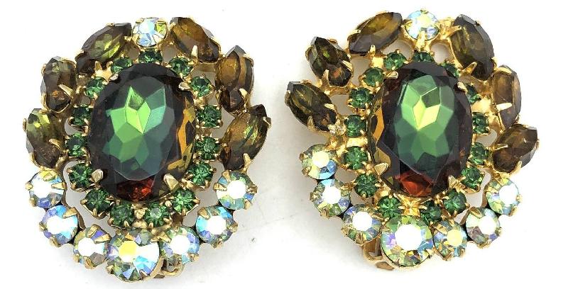 Front view of Green Oval Multi-Color/Shaded Earrings Clip
