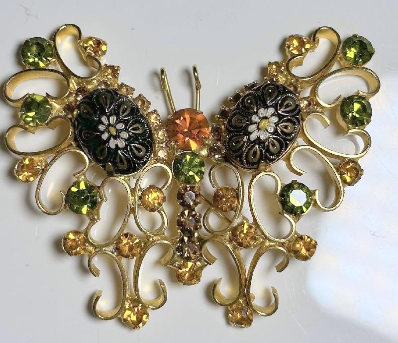 Front view of Multiple Colors Cabochons Molded/Cut Brooch