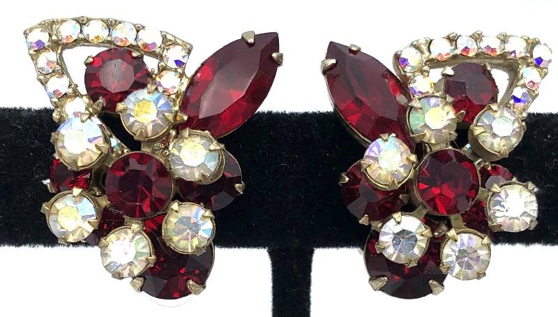 Front view of Red Navettes Earrings Clip
