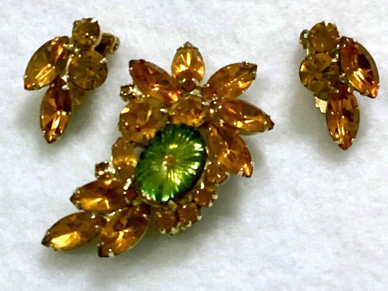 Front view of Topaz Pillowcase Molded/Cut Brooch