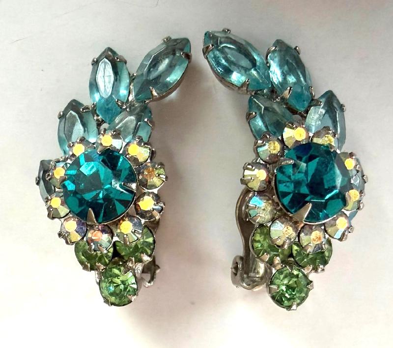 Front view of Blue Navettes Earrings Clip