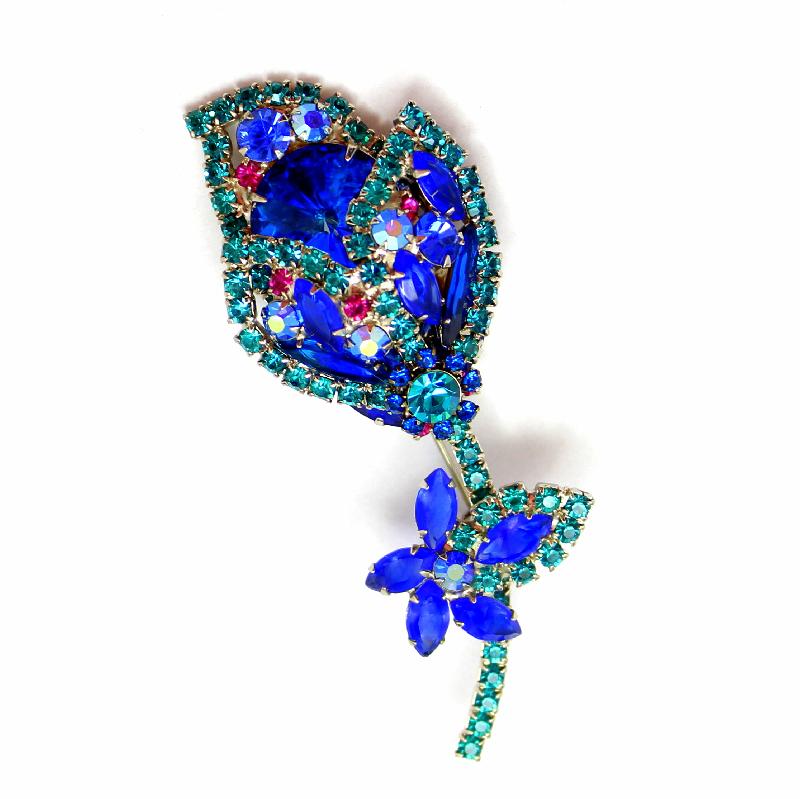 Front view of Blue Navettes Rivoli/Margarita Brooch