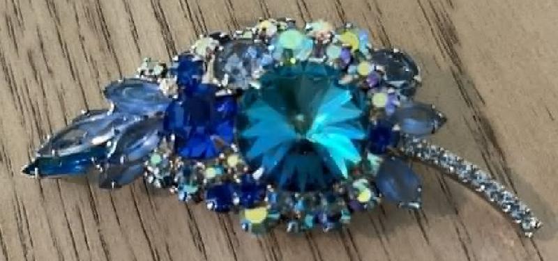 Front view of Blue Navettes Rivoli/Margarita Brooch