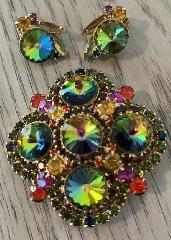 Multiple Colors Chatons Only Rivoli/Margarita Brooch