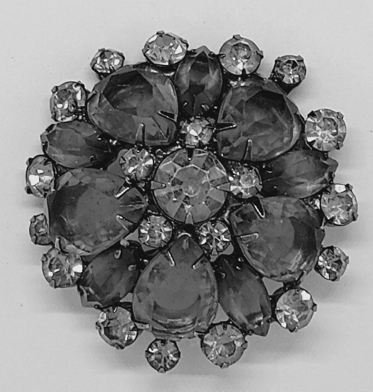 Front view of Gray (black Diamond) Pear Brooch