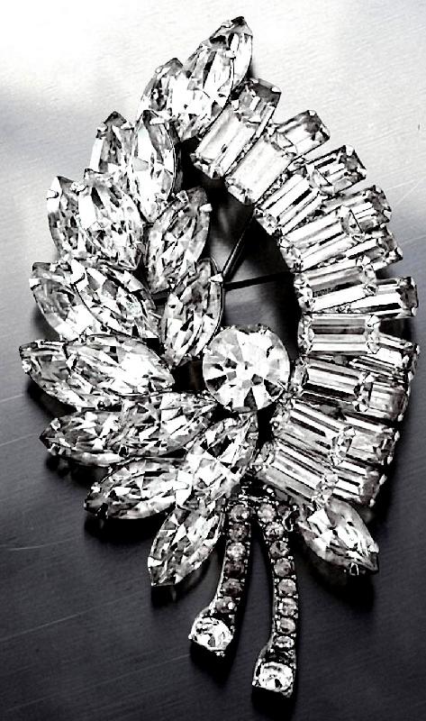 Front view of Clear Baguettes Brooch