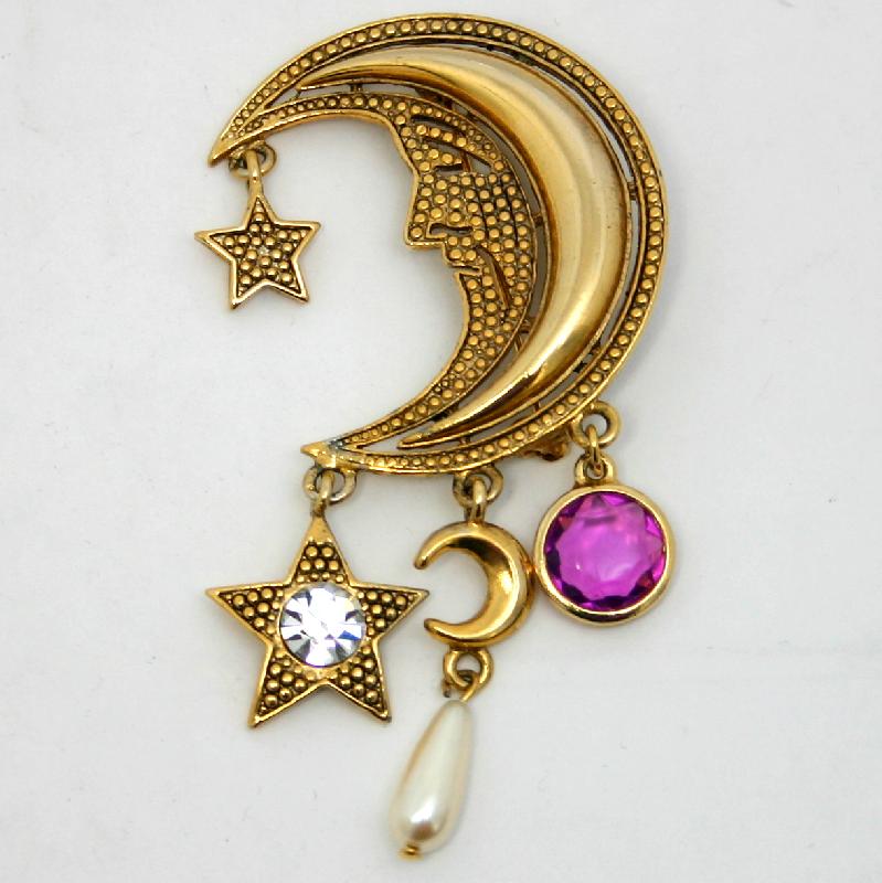 Front view of Purple (cardinal) Brooch