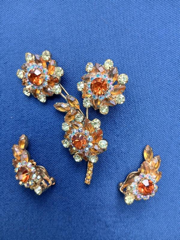 Front view of Topaz Navettes Brooch