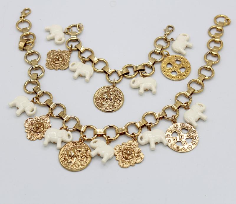 Front view of White (chalk Or Milk) Necklace