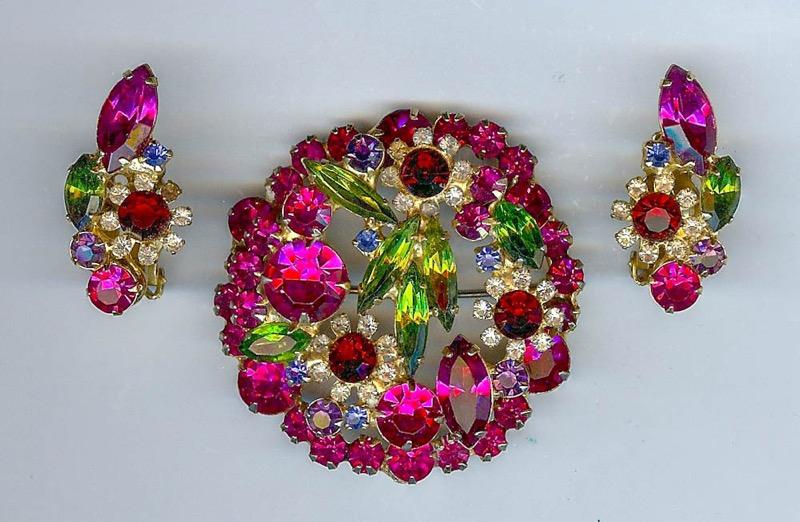 Front view of Pink Navettes Brooch