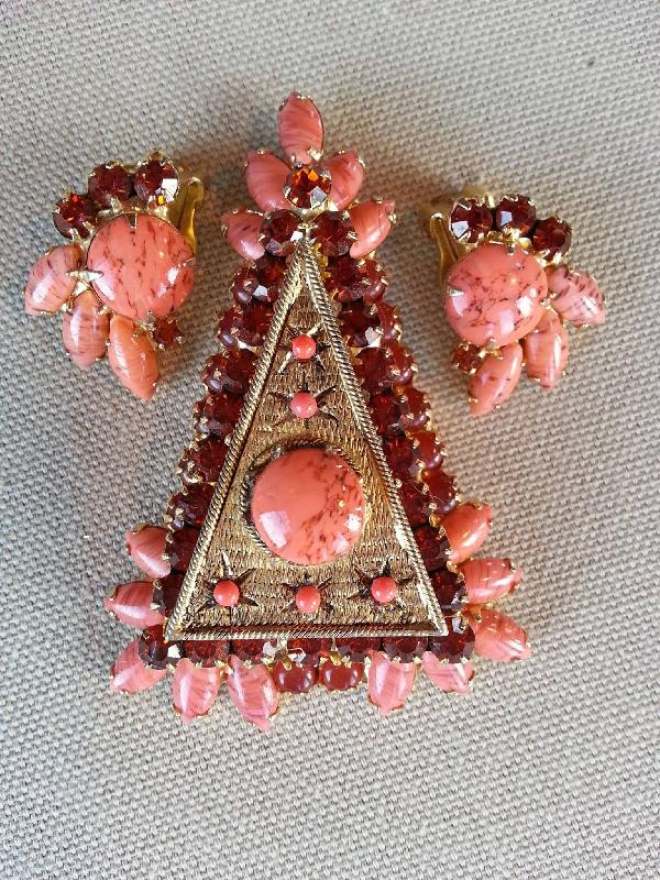 Front view of Orange Cabochons Spotted Earrings Clip