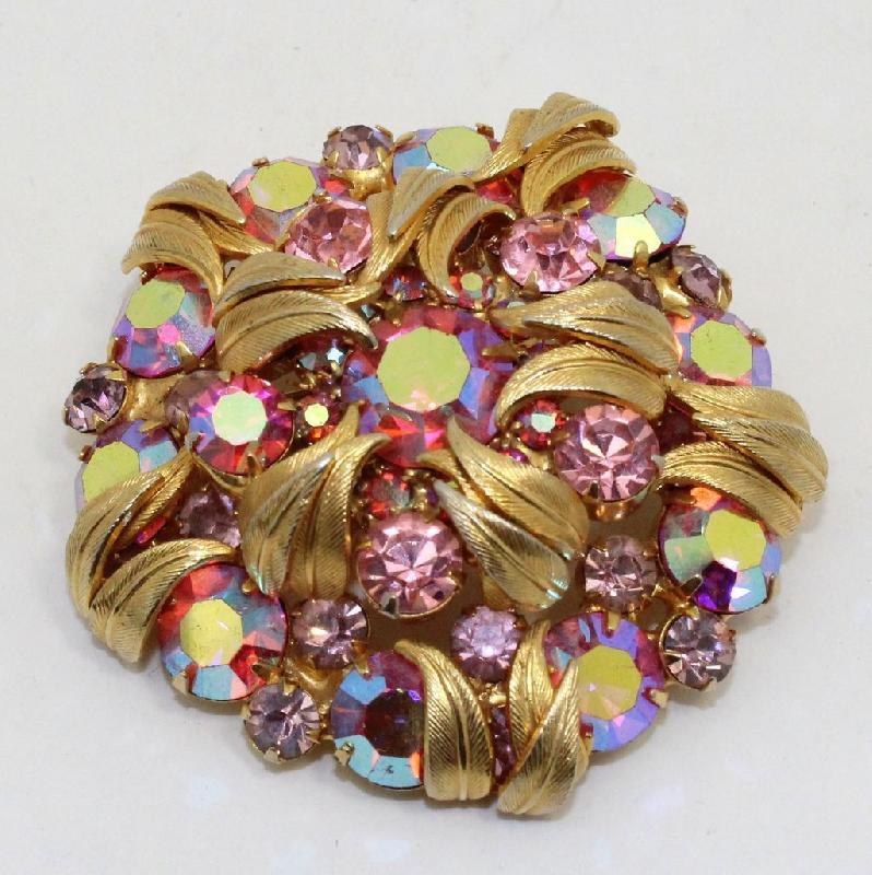 Front view of Pink Oval Molded/Cut Pin Pendant