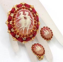 Red Chatons Only Earrings Clip