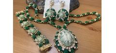 Green Cabochons Molded/Cut Bracelet Flat Push In
