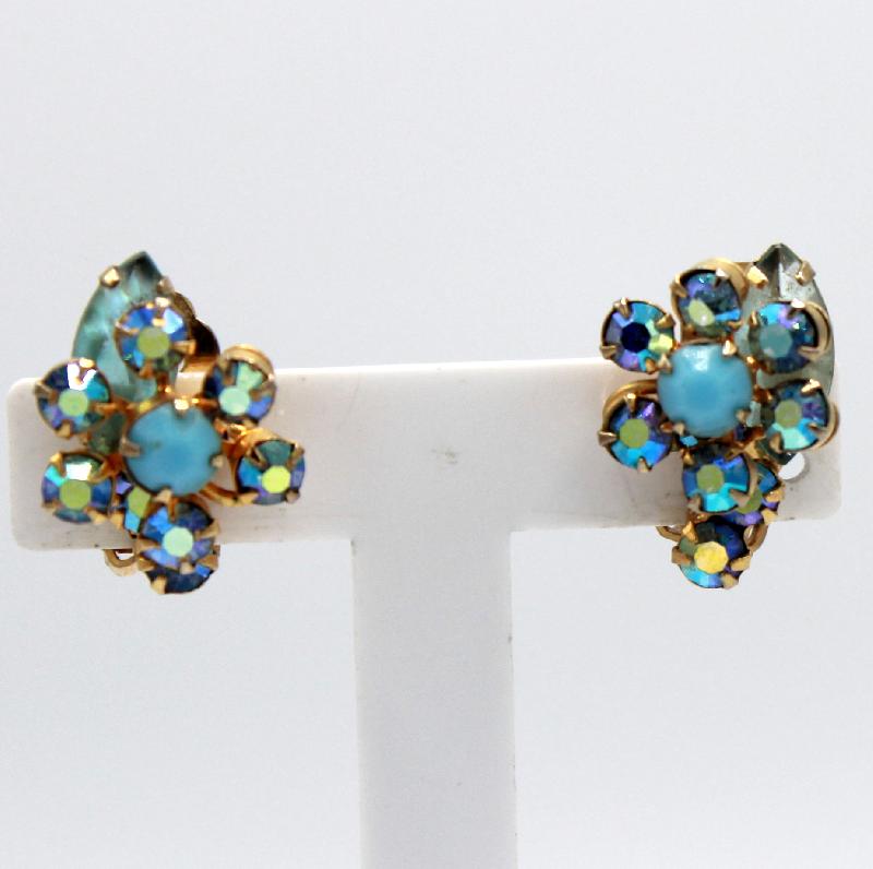 Front view of Blue Navettes Earrings Clip