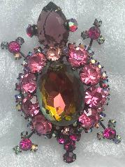 Multiple Colors Oval Multi-Color/Shaded Brooch