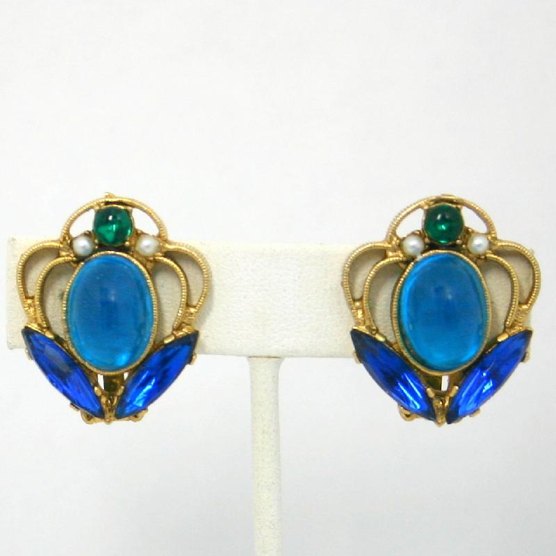 Front view of Blue Cabochons Earrings Clip